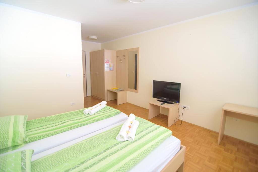 Hotel Oskar Hrib-Loski Potok Luaran gambar